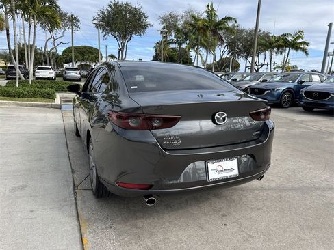 Used 2021 MAZDA MAZDA3 s image 14