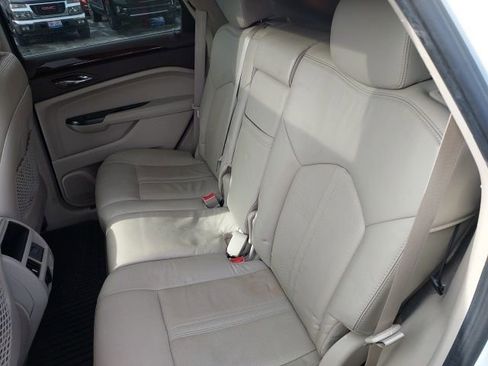 Used 2016 Cadillac SRX Luxury w/ Driver Awareness Package image 10