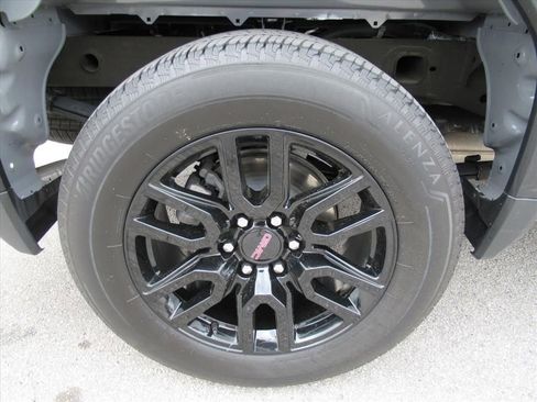 Certified 2024 GMC Sierra 1500 Elevation image 9