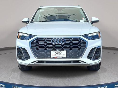 Used 2023 Audi Q5 2.0T Premium w/ Convenience Package AWD/4WD image 3