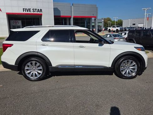 Used 2023 Ford Explorer Limited w/ Limited Technology Package RWD image 15