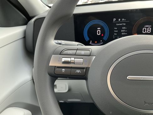 New 2026 Hyundai Kona SE image 16