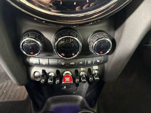 Used 2022 MINI Cooper S w/ Premium Package image 23