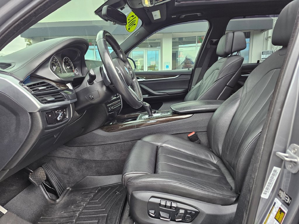 Used 2015 BMW X5 xDrive50i AWD/4WD image 19