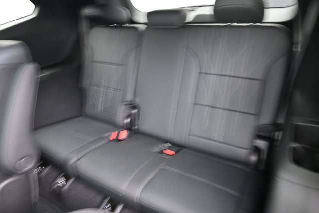 Used 2026 Buick Enclave Avenir w/ Super Cruise Package AWD/4WD image 14