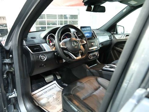 Used 2019 Mercedes-Benz GLE 43 AMG 4MATIC image 16