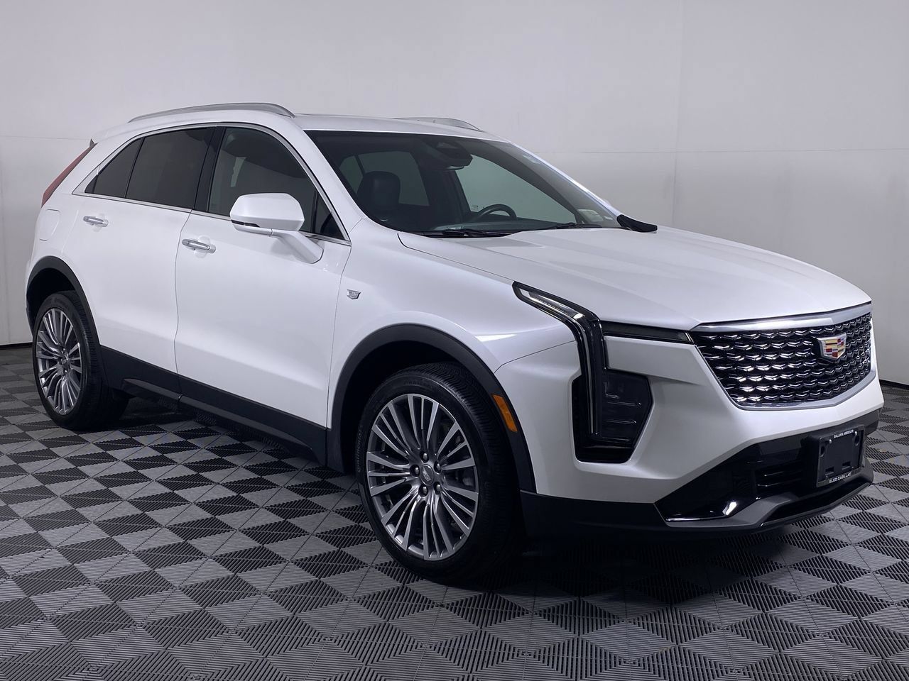Certified 2024 Cadillac XT4 Premium Luxury AWD/4WD image 20