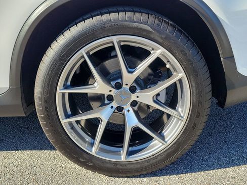 Used 2022 Mercedes-Benz GLC 43 AMG 4MATIC image 6