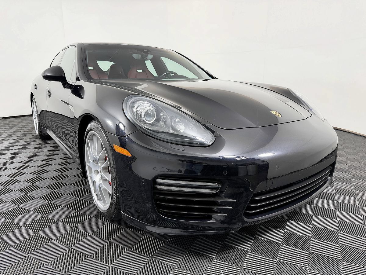 Used 2016 Porsche Panamera GTS AWD/4WD image 5