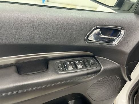 Used 2017 Dodge Durango SXT w/ 3rd Row Seating Group image 19