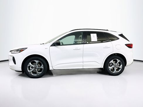 Used 2023 Ford Escape ST-Line image 4