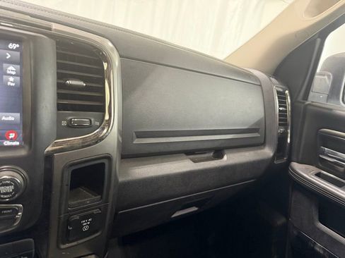 Used 2018 RAM 1500 Sport w/ Quick Order Package 26Q Night AWD/4WD image 17