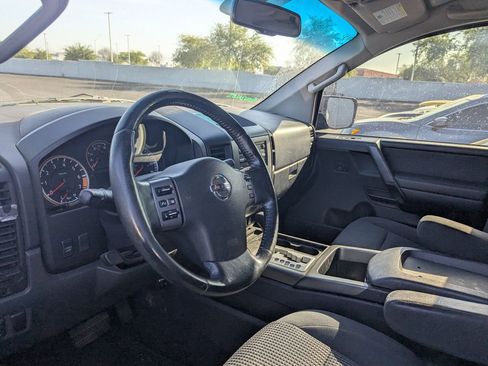 Used 2012 Nissan Titan SV w/ SV Value Truck Pkg image 8