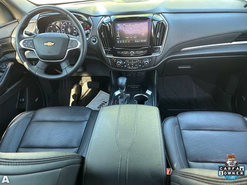 Used 2023 Chevrolet Traverse High Country w/ LPO, Floor Liner Package AWD/4WD image 15