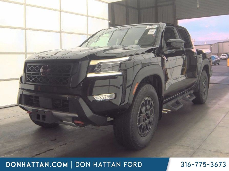 Used 2023 Nissan Frontier PRO-4X w/ Pro-4X Premium Package AWD/4WD image 1
