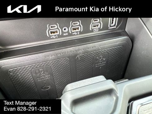 Used 2025 RAM 1500 Limited AWD/4WD image 29