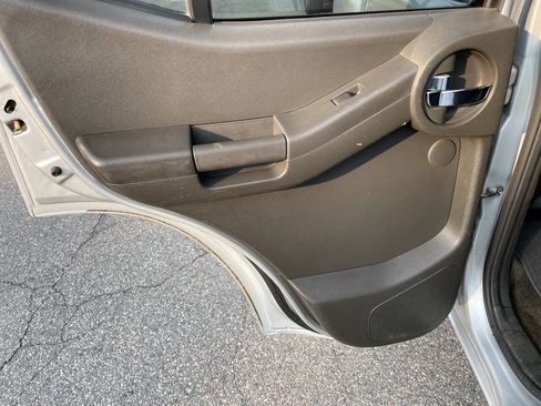 Used 2012 Nissan Xterra PRO-4X w/ Pro-4x Leather Pkg image 19