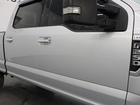 Used 2018 Ford F250 Lariat w/ Chrome Package image 22