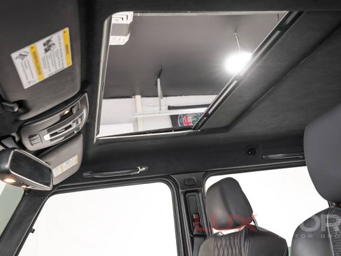 Used 2016 Mercedes-Benz G 63 AMG 4MATIC image 23
