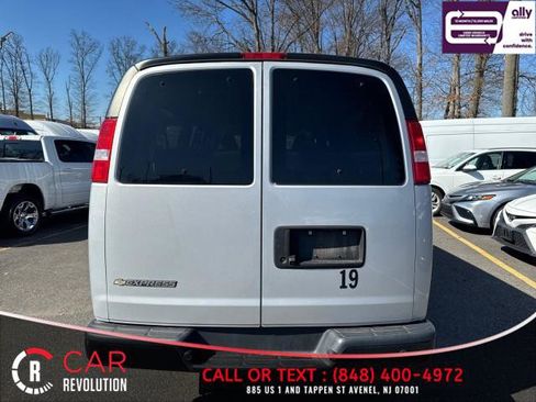 Used 2020 Chevrolet Express 3500 LS image 5
