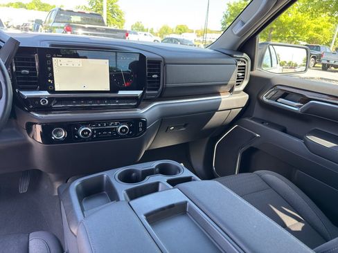 Used 2024 GMC Sierra 1500 Elevation AWD/4WD image 23