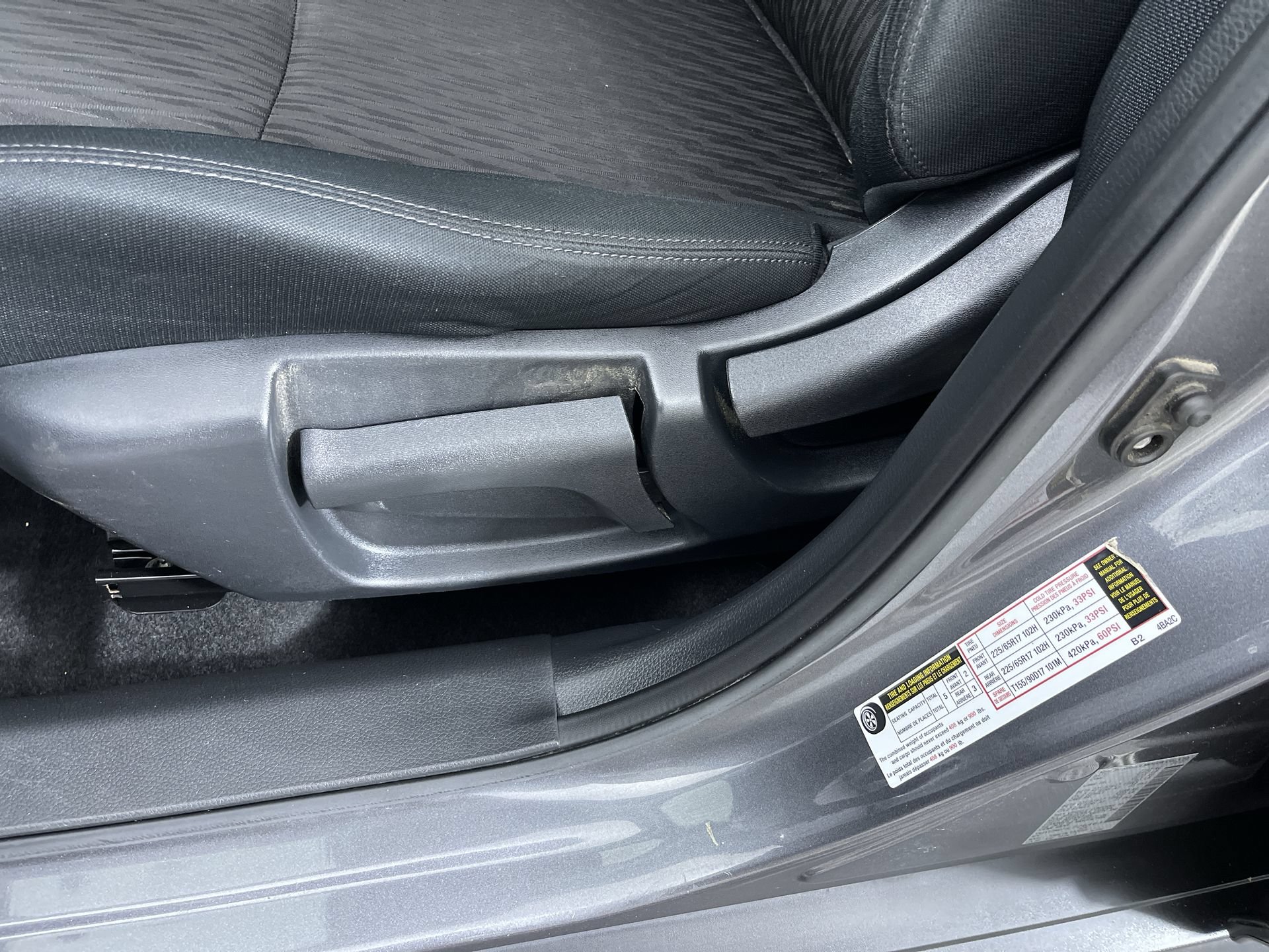 Used 2018 Nissan Rogue S AWD/4WD image 13