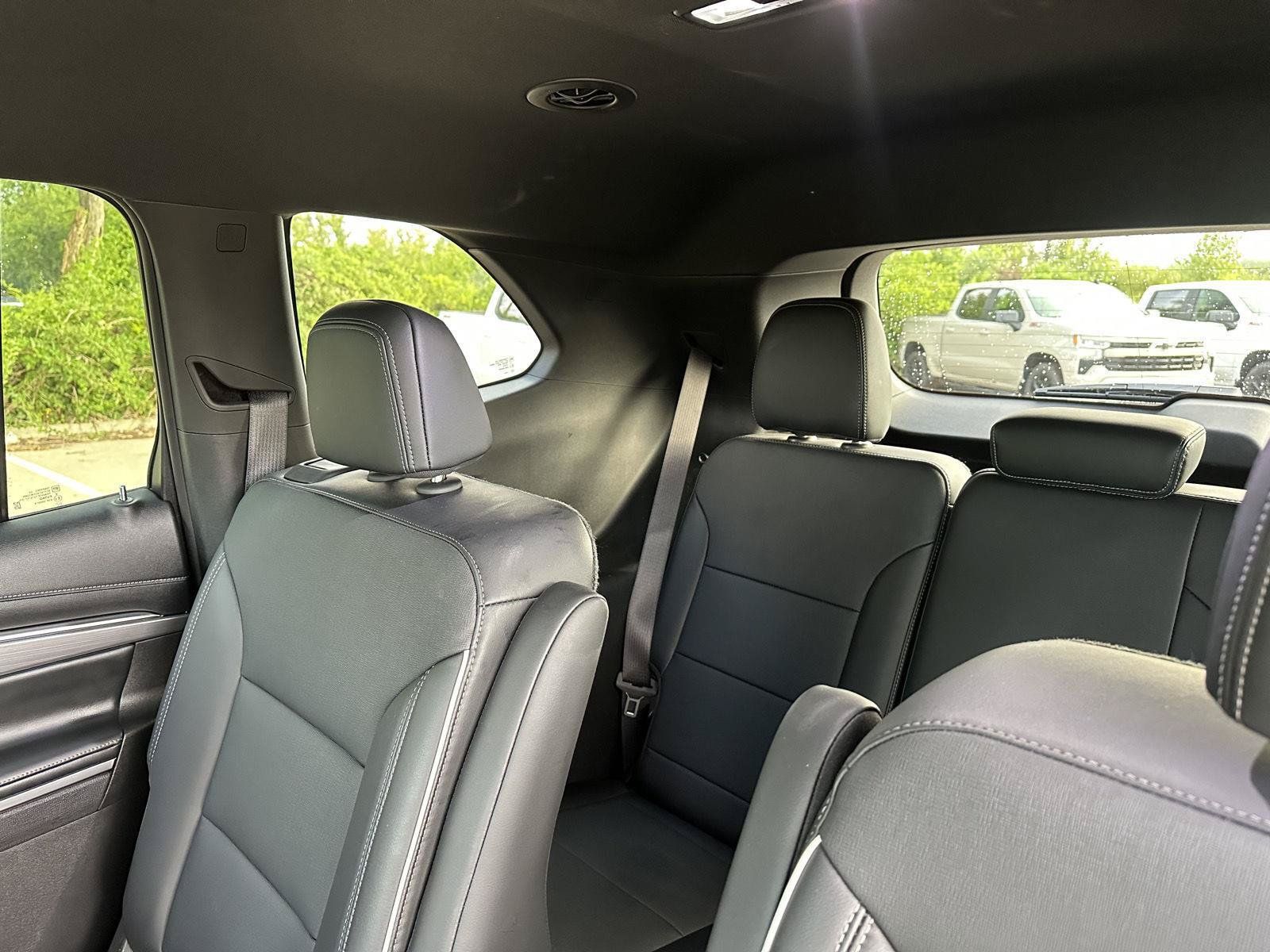 Used 2026 Buick Enclave Preferred AWD/4WD image 25