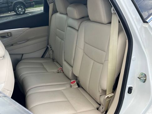 Used 2018 Nissan Murano SL w/ Cargo Package FWD image 11