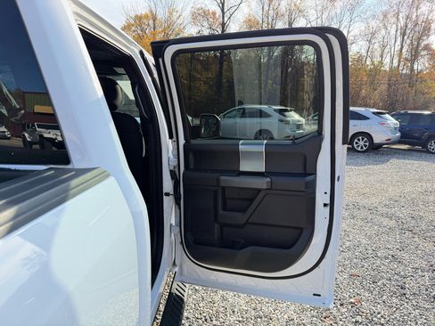 Used 2017 Ford F150 XLT w/ Equipment Group 302A Luxury image 15