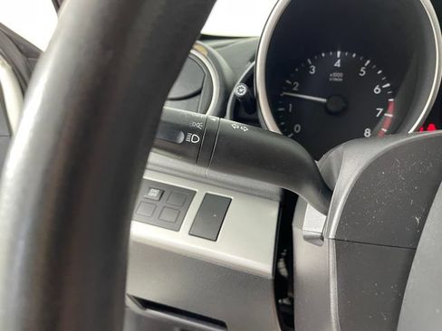 Used 2010 MAZDA MAZDA3 i Touring FWD image 13