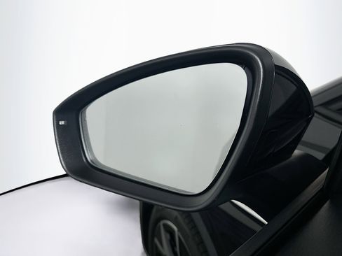 Used 2023 Volkswagen ID.4 S RWD image 16
