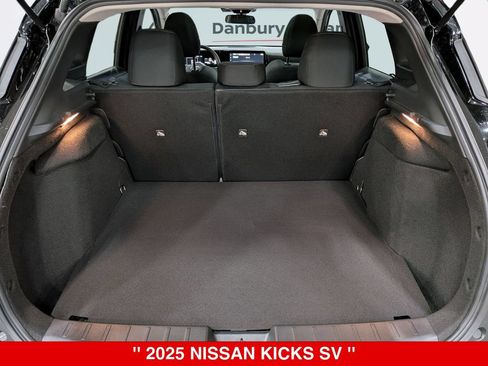 Certified 2025 Nissan Kicks SV w/ SV Premium Package AWD/4WD image 31