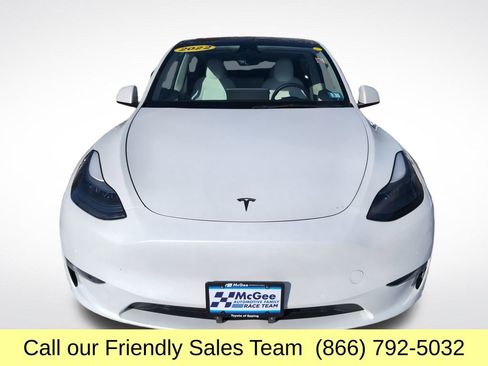 Used 2022 Tesla Model Y Performance image 9