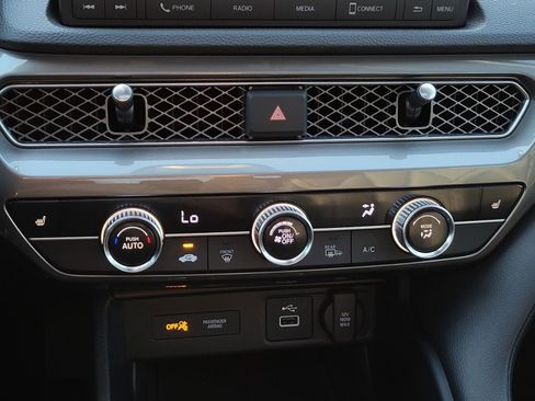 Used 2025 Acura Integra FWD image 22