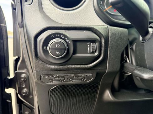 New 2026 Jeep Gladiator Sport AWD/4WD image 13