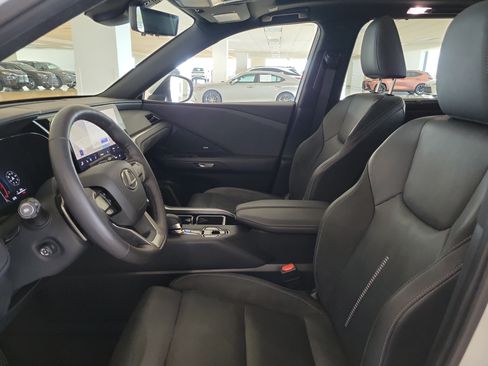 Used 2024 Lexus TX 350 FWD w/ Technology Package image 25