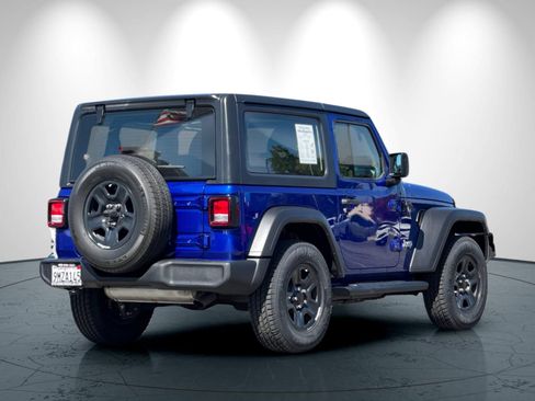 Used 2019 Jeep Wrangler Sport AWD/4WD image 4
