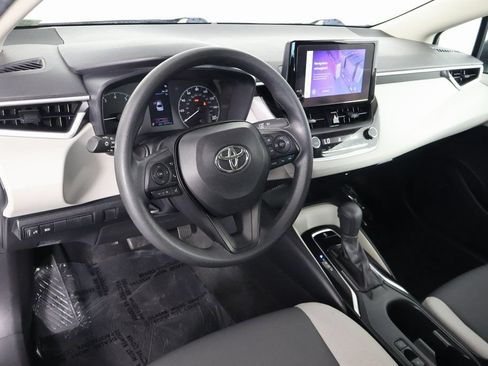 Used 2024 Toyota Corolla LE FWD image 7