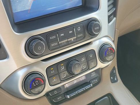 Used 2019 GMC Yukon XL SLT w/ Open Road Package RWD image 27