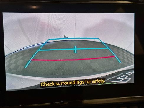 Used 2025 Toyota Corolla Cross L FWD image 22