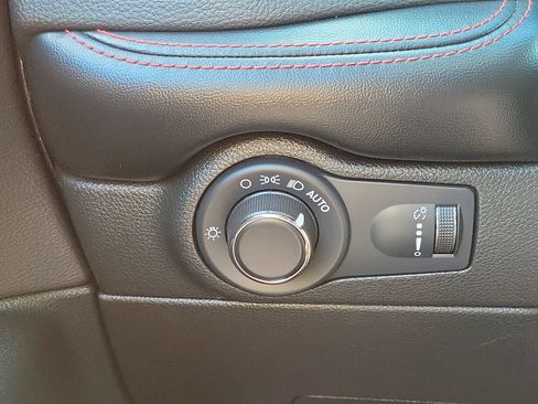 Certified 2024 Dodge Durango GT RWD image 10
