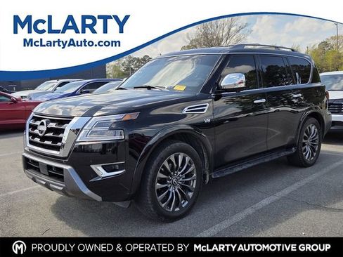 Used 2022 Nissan Armada Platinum image 1