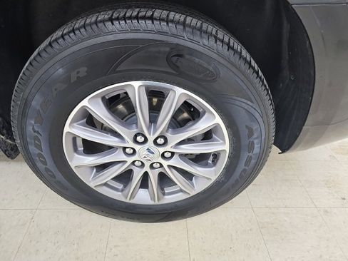 Used 2023 Buick Enclave Essence w/ Trailering Package, 5000 lbs. image 25