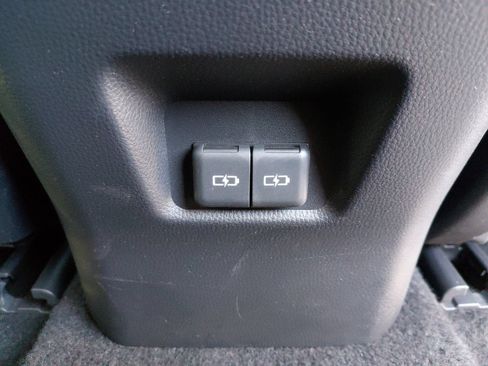 Certified 2022 Toyota RAV4 XLE AWD/4WD image 28