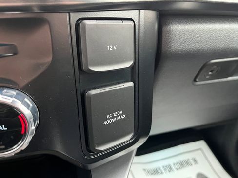Used 2024 Ford F250 Lariat image 27