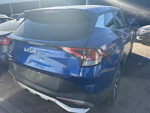 Used 2023 Kia Sportage EX image 8