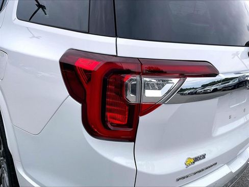 Used 2023 GMC Acadia Denali AWD/4WD image 31