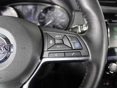 Certified 2019 Nissan Rogue Sport SV w/ Technology Package FWD image 25