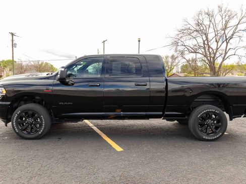 Used 2024 RAM 2500 Laramie w/ Night Edition AWD/4WD image 7