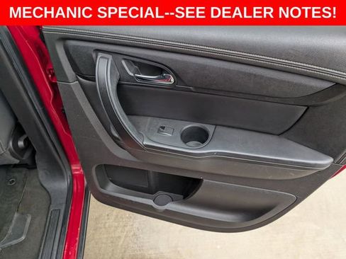 Used 2014 Chevrolet Traverse LT w/ LPO, 'HIT The Road' Package image 26